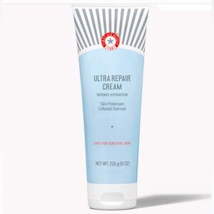 First Aid Beauty Ultra Repair Cream + free sample